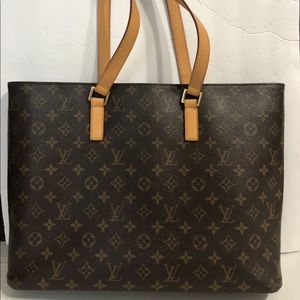 [SOLD] Louis Vuitton Luco